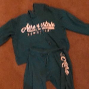 Track sute for girls looks brand new